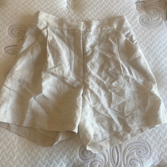 Wilfred Fable Shorts - Picture 2 of 4